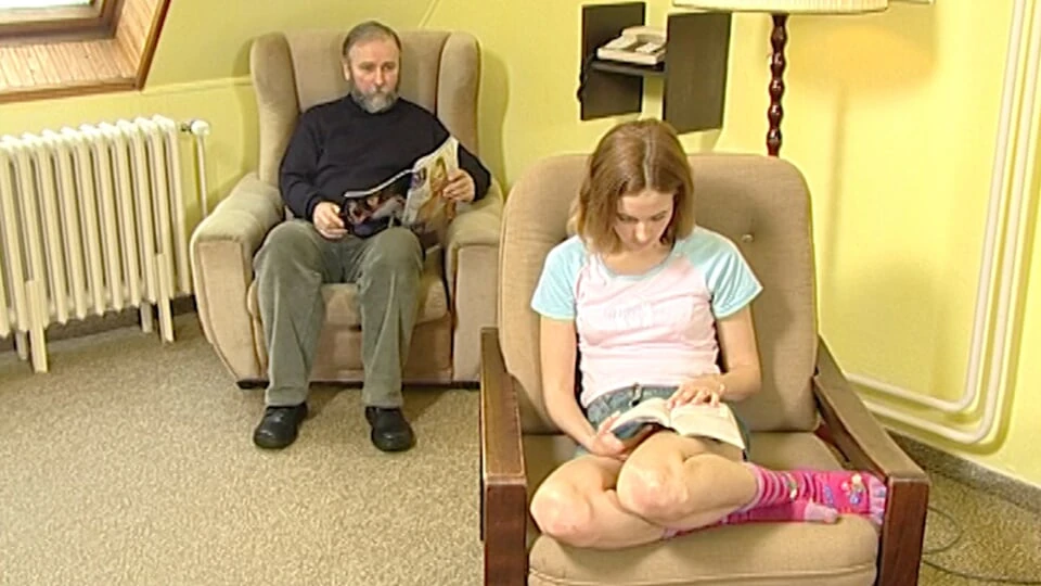 Grandfather seduces his granddaughter’s girlfriend
