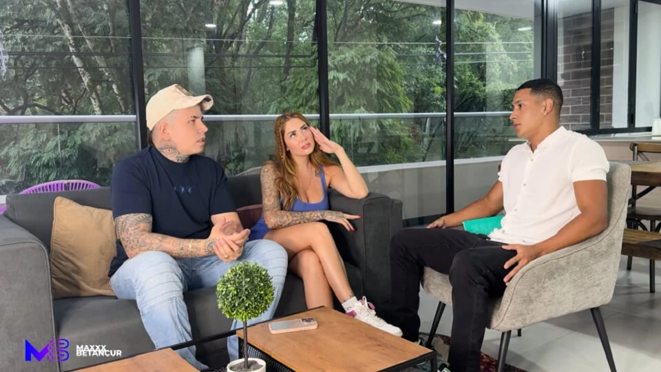 Sex therapist has a threesome with a Colombian couple – Max Betancur and Sara Blonde