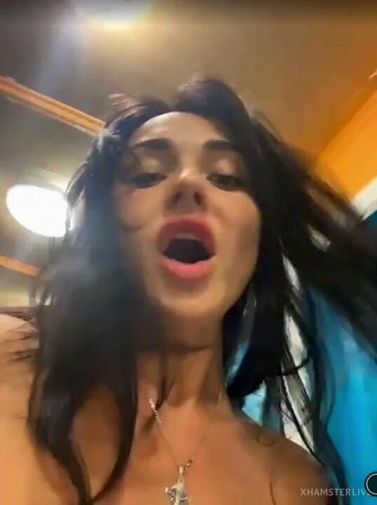 Naked cabin playa
