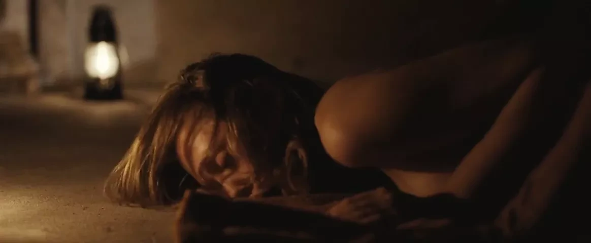 Elizabeth Olsen – Martha Marcy May Marlene 2011