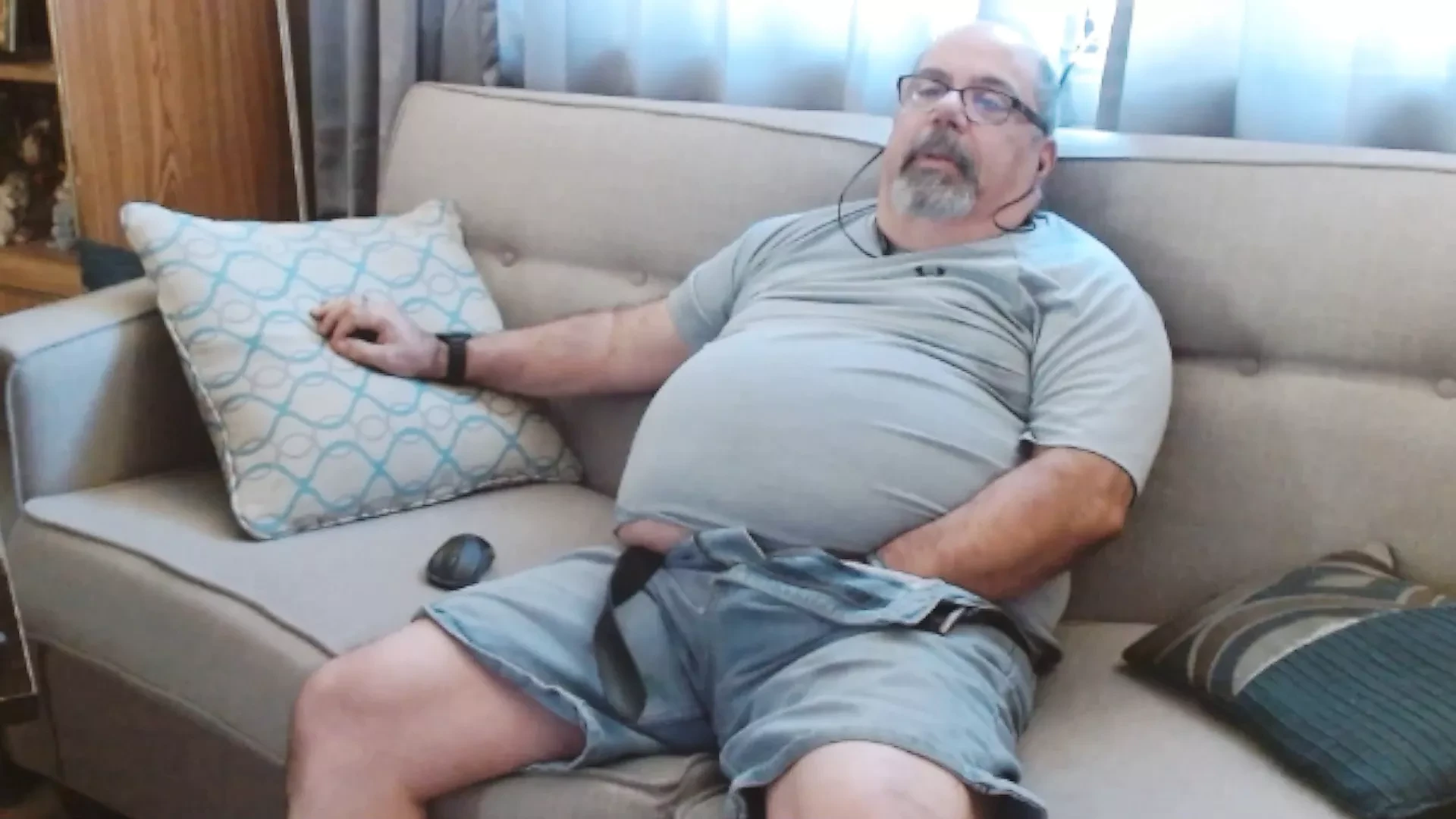 Watching Porno and Got Horny – JohnGalt 060769