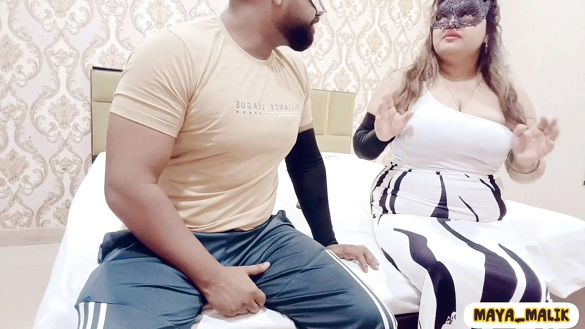Hot Chubby Lady Boss Fucked Her Employee in Office