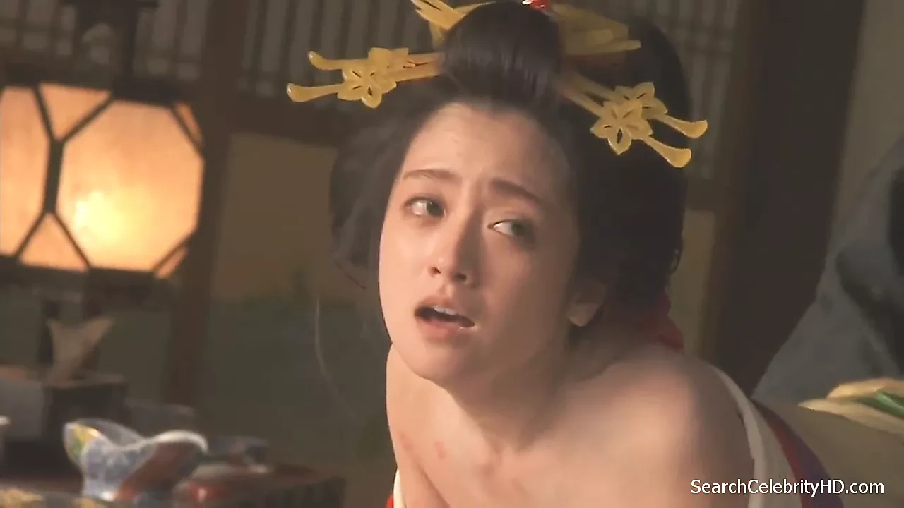 Yumi Adachi – A Courtesan With Flowered Skin