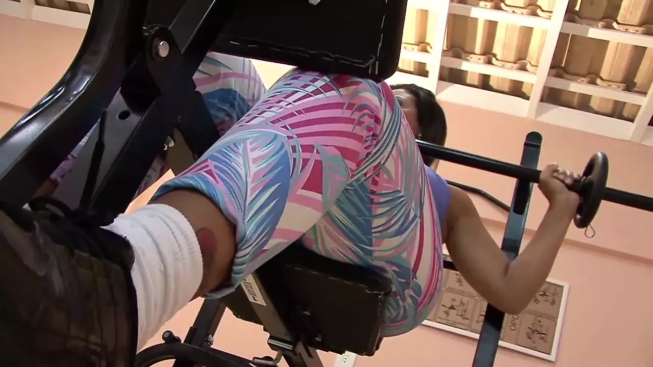 SEXY BRAZILIAN LESBIAN WORKOUT (Full Movie)